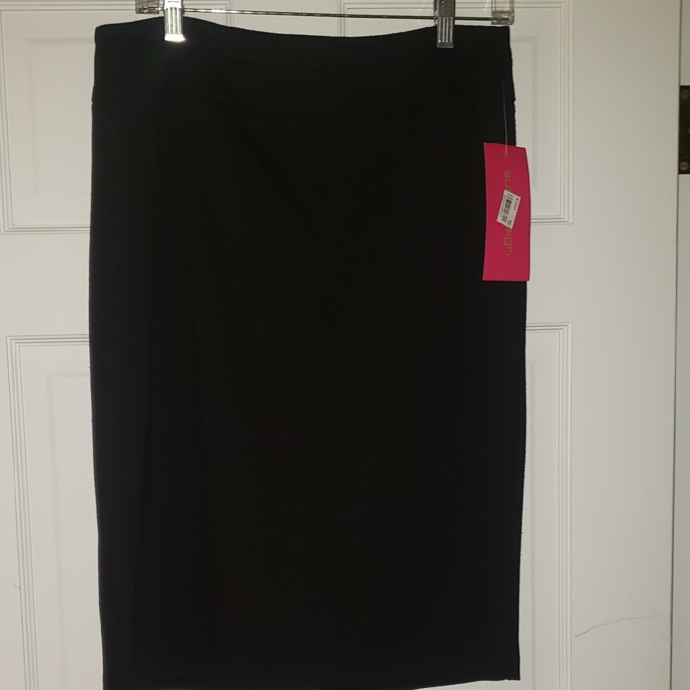 Sunny Leigh Classic Black Pencil Skirt